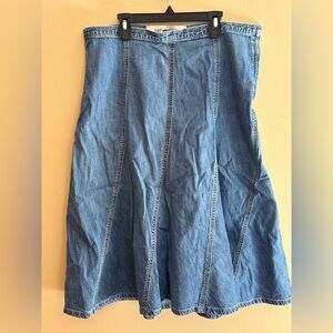 GAP Y2K VINTAGE Light Blue Denim Skirt with Branded Waistband